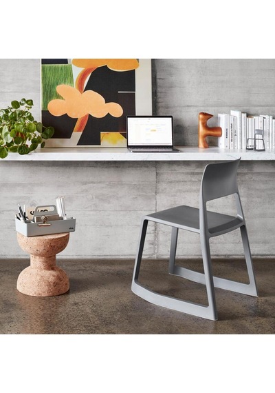 Vitra Tip Ton Re Sandalye, Geri Dönüştürülmüş Ergonomik Tasarım, Istiflenebilir Ve Dış Mekana Uygun Gri