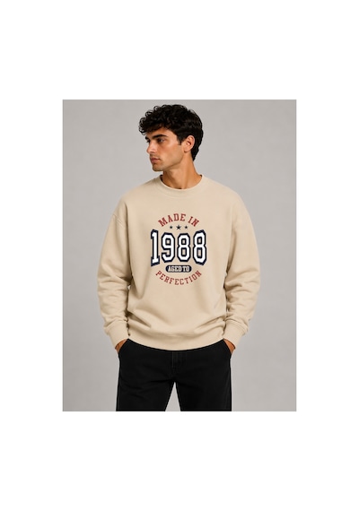 Herkesemoda 1988 Baskı Detaylı Bisiklet Yaka Şardonlu 2 İplik Sweatshirt Bej