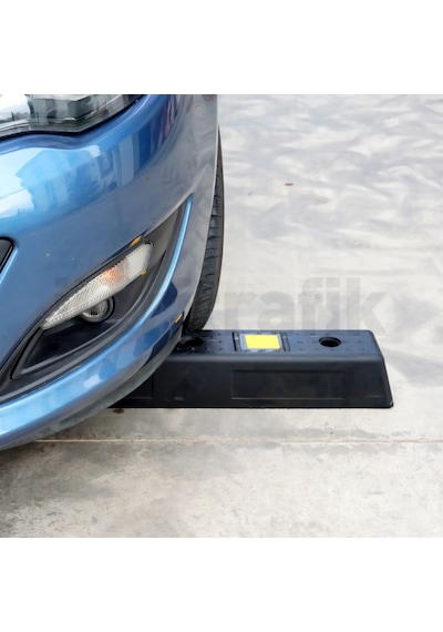Oto Park Araç Durdurucu Kauçuk Stoper 74X15X10 Cm (534231016)