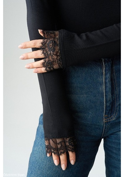 Pantofashion Kadın Dantel Detaylı Kayık Yaka Bluz Uzun Kollu Slim Fit Şık Günl Siyah
