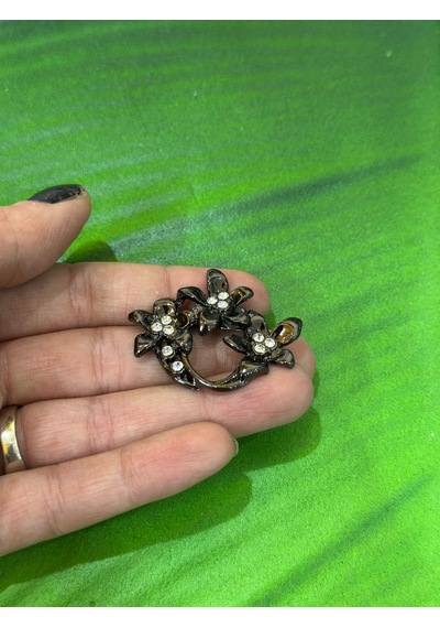 Çiçekli Boncuklu Broş Yaka İğnesi Giyim Aksesuarı 3 x 3 CM Füme
