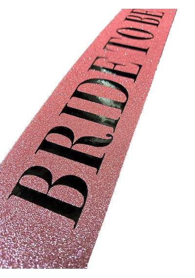 Pembe Üzeri Siyah Büyük Bride To Be Yazılı Simli Işıltılı Kuşak Kemer 10 Cm Genişlik Çok Renkli