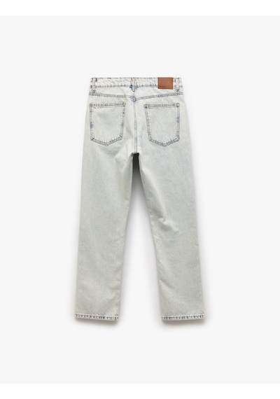 Koton Normal Bel Pamuklu 90's Slim Fit Jean Pantolon - Howland Jean Açık İndigo 5sam40018nd Açık İndigo Koton Normal Bel Pamuklu 90's Slim Fit Jean Pantolon - Howland Jean Açık İndigo 5sam40018nd Açık İndigo