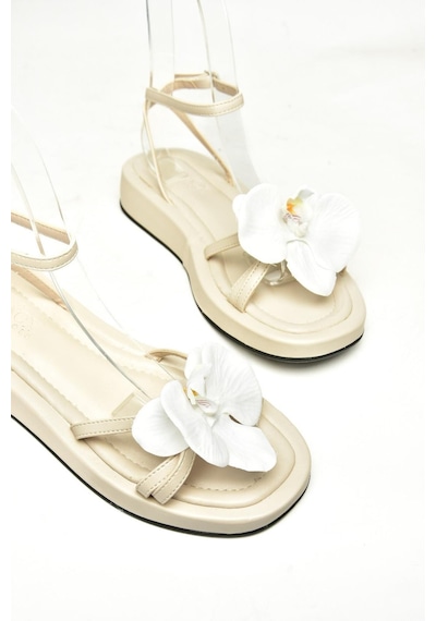 Fox Shoes U342962709 Bej Yapay Çiçek Aksesuarlı Kadın Sandalet Bej-suni Deri Bej Fox Shoes U342962709 Bej Yapay Çiçek Aksesuarlı Kadın Sandalet Bej-suni Deri Bej