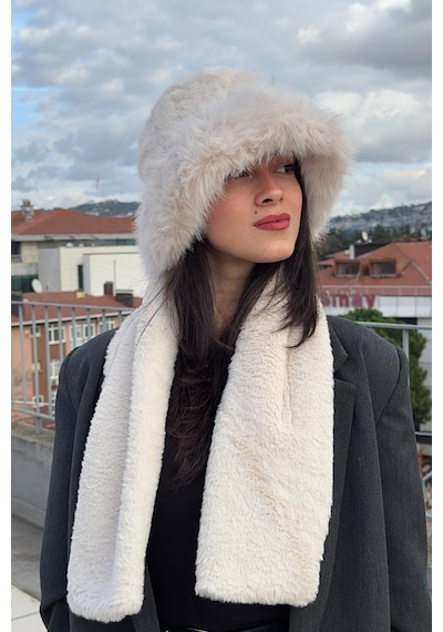 Mollycrush Peluş Rus Tarzı Bucket Kalpak Şapka Atkı 2'li Set Kadın Kışlık Suni Kürk Bej 2'li Takım Bej