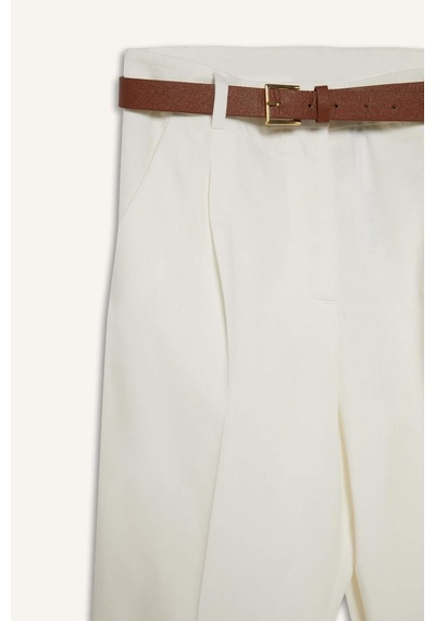 DeFacto 	Carrot Fit Gabardin Kumaş Pantolon Kemerli Yüksek Bel Kısa Paça D2732AX25SPWT32