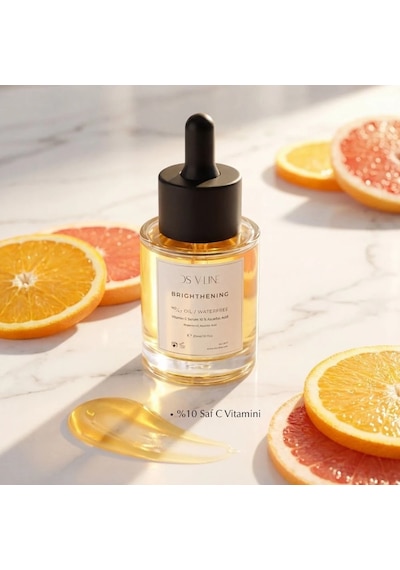 Ds V-lıne Flash Beauty Days %10 C Vitamini Aydınlatıcı Antioksi-dan Serum 30 Ml + %15 Niacinamide %5 Glikolik Asit Serum 30 Ml + Sucraex Krem 80 Ml 3'lü Set