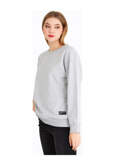 MMetalic Kadın Gri Renk Basic Bisiklet Yaka Sweatshirt