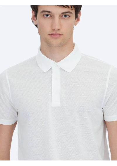 Kip Beyaz Desenli Polo Yaka T-shirt Beyaz