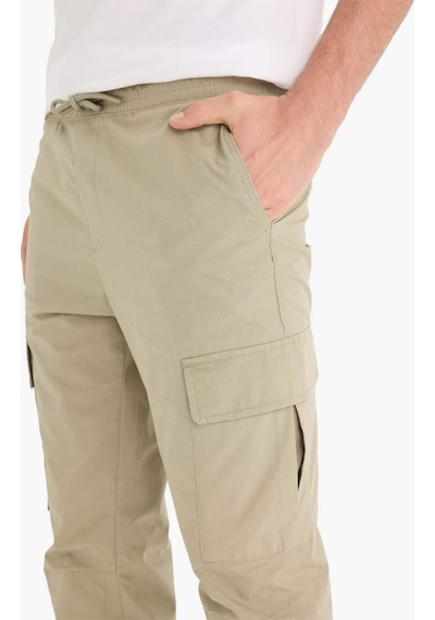 Defacto %100 Pamuk Regular Kargo Cepli Yazlık Jogger Paraşüt Pantolon E2181ax25smkh488 Haki Defacto %100 Pamuk Regular Kargo Cepli Yazlık Jogger Paraşüt Pantolon E2181ax25smkh488 Haki
