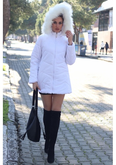 Günlük Kışlık Kapüşonlu Kürklü Orta Boy Kadın Şişme Mont Beyaz