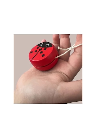 Hayvan Figürlü Ahşap Yoyo, Uğurböceği Yoyo, Nostaljik İpli Yo-yo, Ayı Figürlü, Kurbağa Figürlü, Kedi Ve Panda Figürlü Oyuncak - Bgayoyoc001