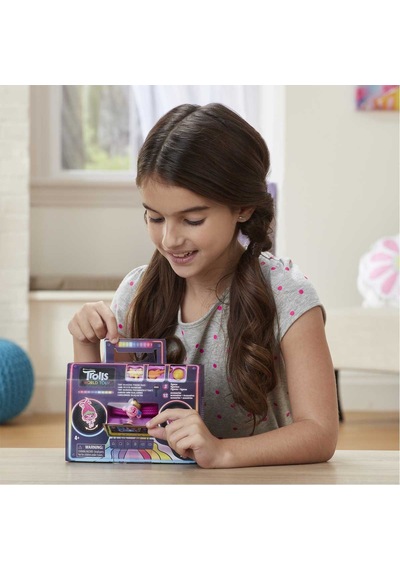 Trolls World Tour Minik Dansçılar Arkadaş Seti    E8421