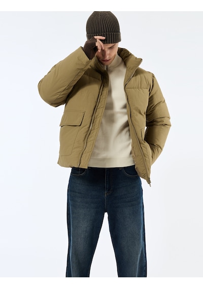 Koton Uzun Kollu Kapaklı Cep Detaylı Fermuarlı Slim Fit Dik Yaka Kışlık Şişme Mont Bej 6wam20125hw Ekru Koton Uzun Kollu Kapaklı Cep Detaylı Fermuarlı Slim Fit Dik Yaka Kışlık Şişme Mont Bej 6wam20125hw Ekru