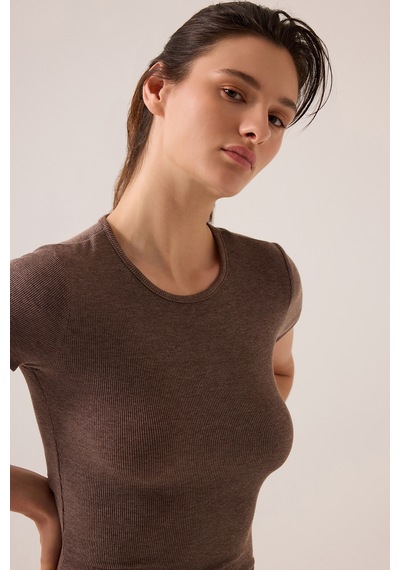 Los Ojos X Ece Kahverengi Modal Kumaşlı Kısa Kollu Şortlu Pijama Takımı Ribbed Pj4 Kahverengi Kahverengi