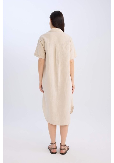 DeFacto Regular Fit Düğmeli Polo Yaka Basic Düz Müslin Kısa Kollu Midi Elbise D5363AX24AUBG186 DeFacto Regular Fit Düğmeli Polo Yaka Basic Düz Müslin Kısa Kollu Midi Elbise D5363AX24AUBG186