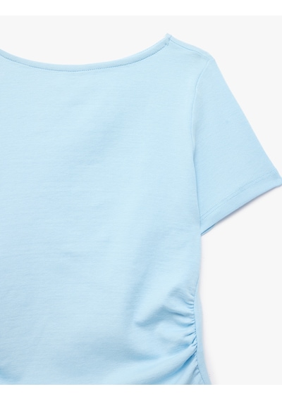 Koton Bisiklet Yaka Pamuklu Slim Fit Büzgü Detaylı Kısa Kollu Tişört Mavi 6skg10670ak