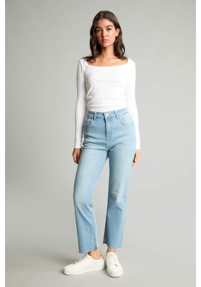 Defacto Crop Flare Fıt Yüksek Bel Bilek Boy Jean Yıkama Efektli Mavi Pantolon G2217ax26aunm28 Mavi-nm28
