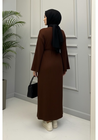 Defymoda Kadın Kahverengi Ribanalı / Fitilli Uzun Tesettürlü Kışlık Elbise - Çan Kol Detaylı Astarlı/örme Kahverengi
