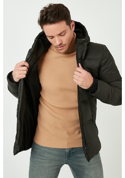Buratti Kapüşonlu Suya Ve Rüzgara Dayanıklı Soğuk Geçirmez Slim Fit Erkek Mont 5717101 Haki Buratti Kapüşonlu Suya Ve Rüzgara Dayanıklı Soğuk Geçirmez Slim Fit Erkek Mont 5717101 Haki