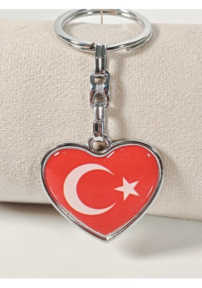 Ay Yıldız Figürlü Kalp Şeklinde Kırmızı Metal Anahtarlık Duygusal Ve Anlamlı Bir Tasarım Çok Renkli