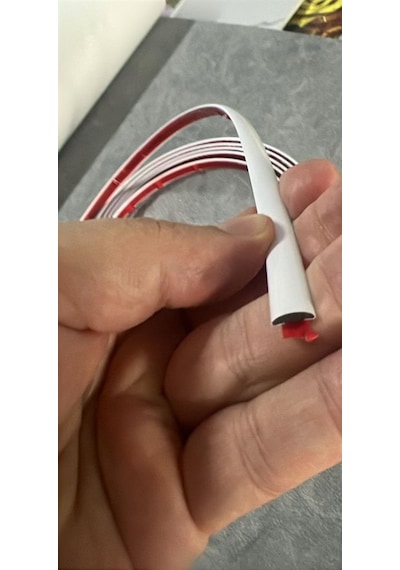 Beyaz Yapışkanlı 1 Adet 0.8mm X 280cm Duvar,panel Mobilya Kenar Tablo Süpürgelik Şeridi Çıta