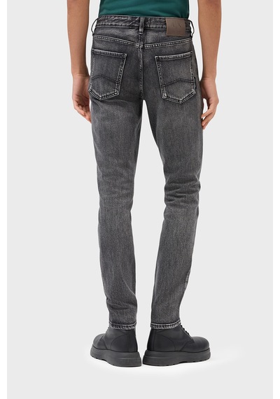 Armani Exchange Pamuklu Slim Fit Dar Paça Jeans Erkek Kot Pantolon Xm000070 Af27143 Mc002 Siyah Armani Exchange Pamuklu Slim Fit Dar Paça Jeans Erkek Kot Pantolon Xm000070 Af27143 Mc002 Siyah