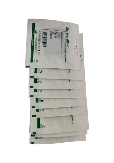Lohmann Rauscher Metalline Trakeostomi Pedi 6 x 7 CM 10 Adet