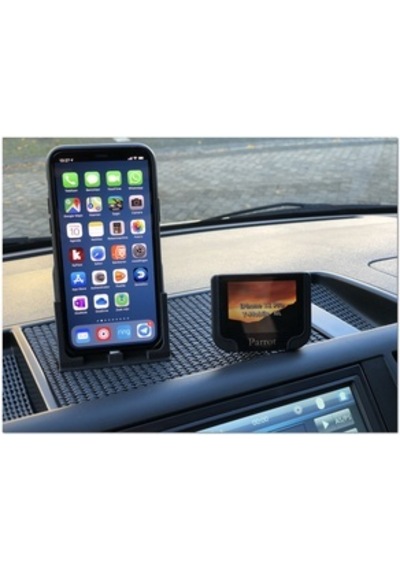 Vw T5 Gösterge Paneli İphone 11 Pro Tutucu Şarjlı Ve Park Kartı Yuvası