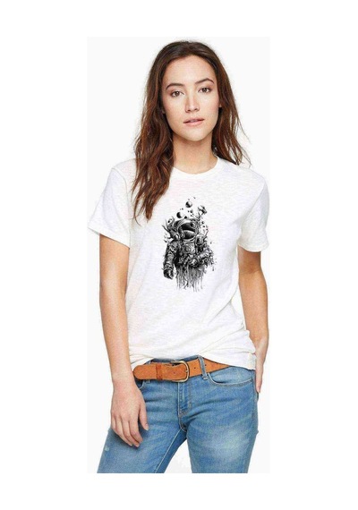 Astronot Uzay Akvaryum Baskılı Beyaz Kadın Tshirt (534307029)