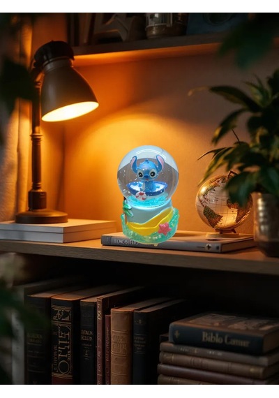 Stitch Müzikli Işıklı -10cm-8cm Kayıklı Figürlü Kar Küre 10-8