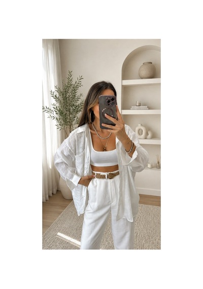 Moda Banuş Beyaz Düşük Omuzlu Tensel Gömlek