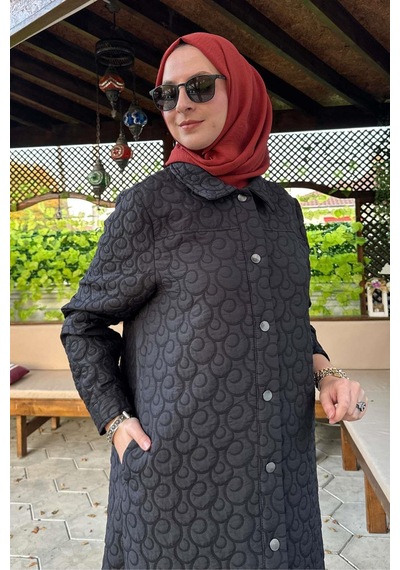 Rabia Şamlı Kapitone Kap Siyah Çok Renkli