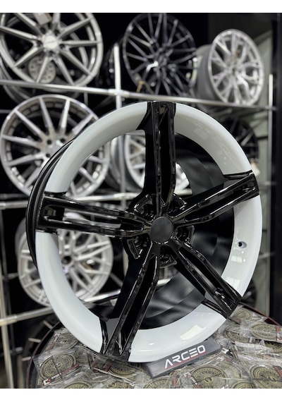 18'' 5x112 Porsche Taycan Özel Renk Jant Modeli