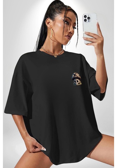 Kurukafa Mantar Ev Siyah Oversize Unisex Ön Sol Yan Minimal Baskılı Tişört Koyu Siyah