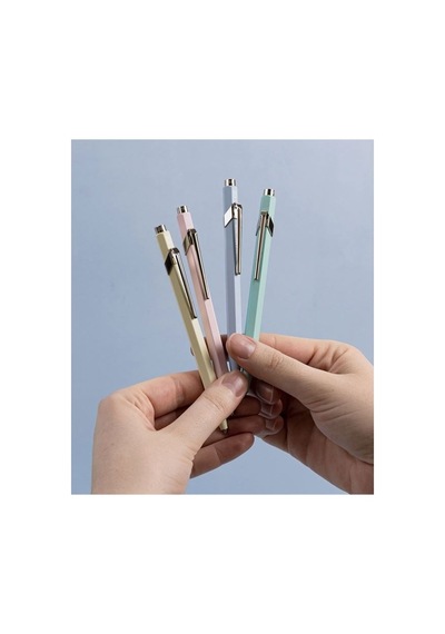 Caran D'ache 849 Special Pastel Collection Tükenmez Kalem Pastel Green 849.211 Yeşil