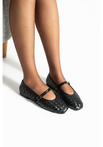 Dabab Shoes Elvıa Siyah Kadın Örgü Dokulu Bilekten Bantlı Tokalı Mary Jane Düz Ayakkabı Babet Dabab Shoes Elvıa Siyah Kadın Örgü Dokulu Bilekten Bantlı Tokalı Mary Jane Düz Ayakkabı Babet