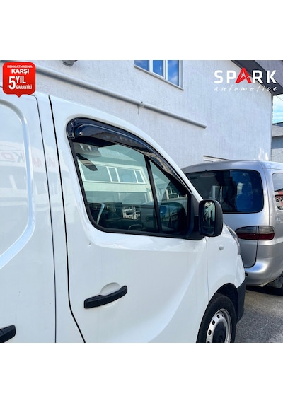Renault Trafic 2014-2019 Yıl Aralığı Uyumlu Cam Rüzgarlığı 2 Parça