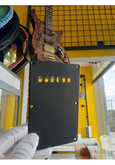Elektro Gitar Stratocaster Tremolo Arka Yay Kapağı Siyah