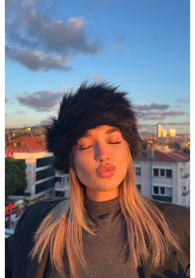 Mollycrush Luxury Rus Slav Tarzı Suni Kürklü Uzun Tüylü Peluş Kadın Siyah Kalpak Şapka Siyah