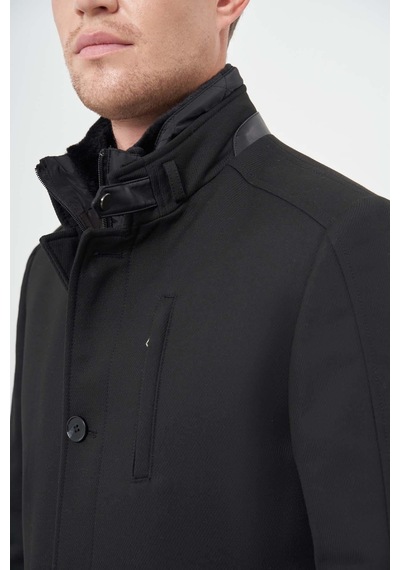 İmza Siyah Kaşe Kürklü Yaka Düz Tek Yırtmaç Tam Kapitone Astar Slim Fit Classic Palto 1005245102 Siyah İmza Siyah Kaşe Kürklü Yaka Düz Tek Yırtmaç Tam Kapitone Astar Slim Fit Classic Palto 1005245102 Siyah