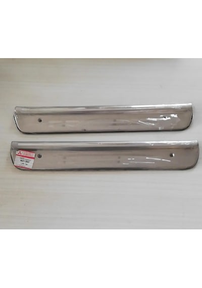 Mitsubishi L200 Arka Kapı Marşbiyel Nikelajı 96 Üstü Mz312557