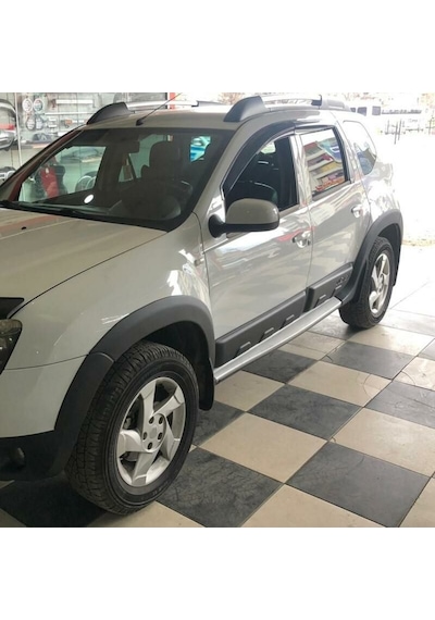 Dacia Duster Dodik Ve Kapı Koruma Çamurluk Kaplama Plastik 2010-2