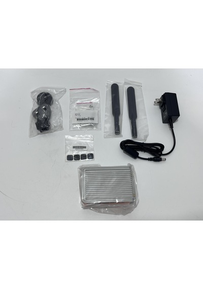 Onlogic Cl210g-11 Ultra Kompakt Endüstriyel Edge Bilgisayar