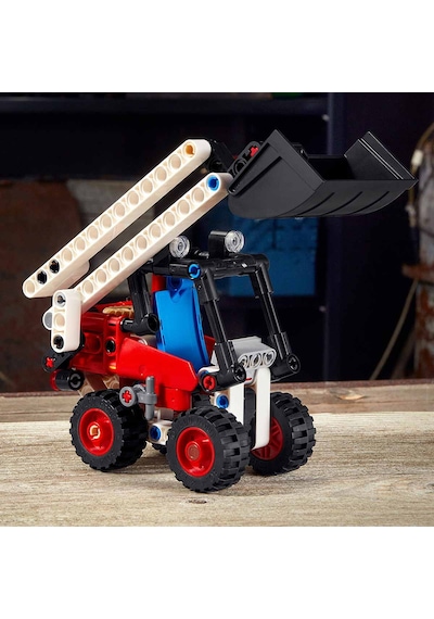 LEGO® Technic 42116 Nokta Dönüşlü Yükleyici 139 Parça