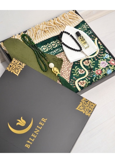 Çeyizlik lik Seccade Set Astarlı Kadife Seccade, Eşarp, Kristal Tesbih, Erkek Tesbihi, Takke Ve Esanslı Özel Kutulu Lüks Yeşil Çeyizlik lik Seccade Set Astarlı Kadife Seccade, Eşarp, Kristal Tesbih, Erkek Tesbihi, Takke Ve Esanslı Özel Kutulu Lüks Yeşil