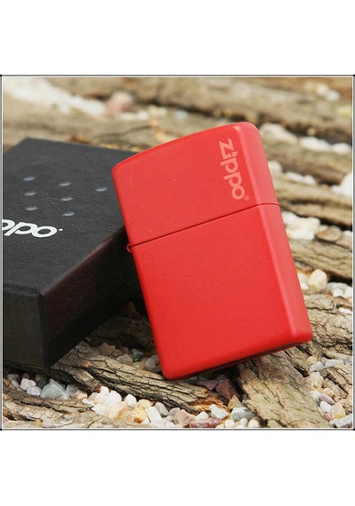 Zippo Red Matte Wıth Logo / 233Zl -