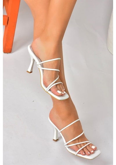Fox Shoes Beyaz Kalın Topuklu Kadın Ayakkabı P590033909 Beyaz