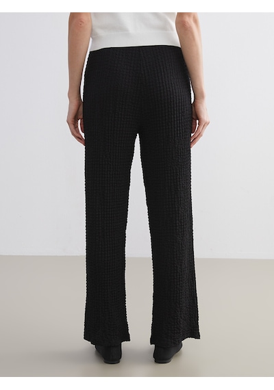 Lcw Comfort Siyah Beli Lastikli Dokulu Geniş Paça Kadın Pantolon