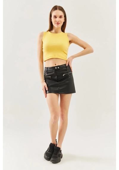 Butikgiz Kadın Sıfır Kol Bisiklet Yaka Vücuda Oturan %100 Pamuklu Kaşkorse Esnek Crop Bluz Sari